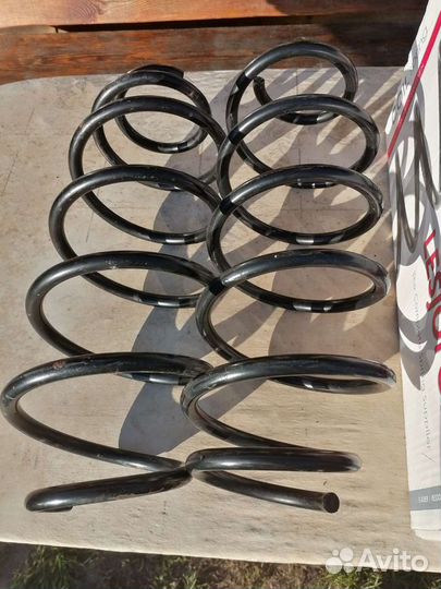 Передние пружины на volvo, ford