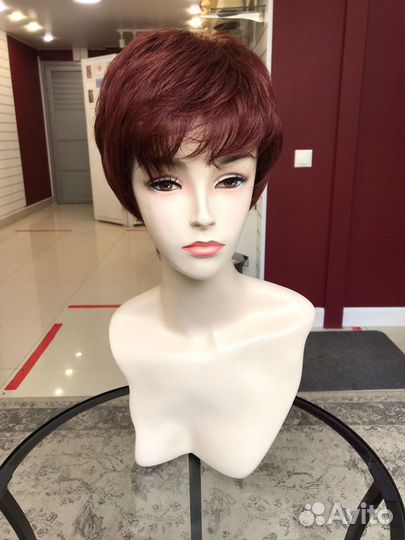 Парик из искусственных волос