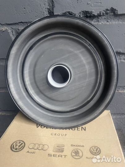 Сальник крышка DSG6 DQ250 Audi: Q3