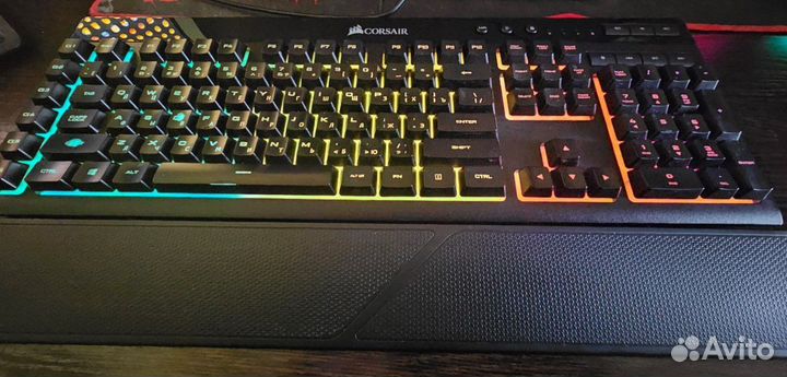 Клавиатура проводная Corsair K55 RGB