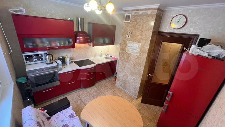 Комната 14 м² в 2-к., 1/10 эт.