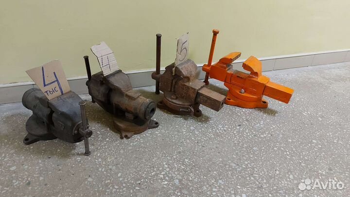 Тиски и наковальни слесарные СССР