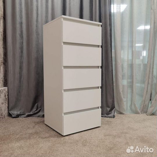 Комод белый