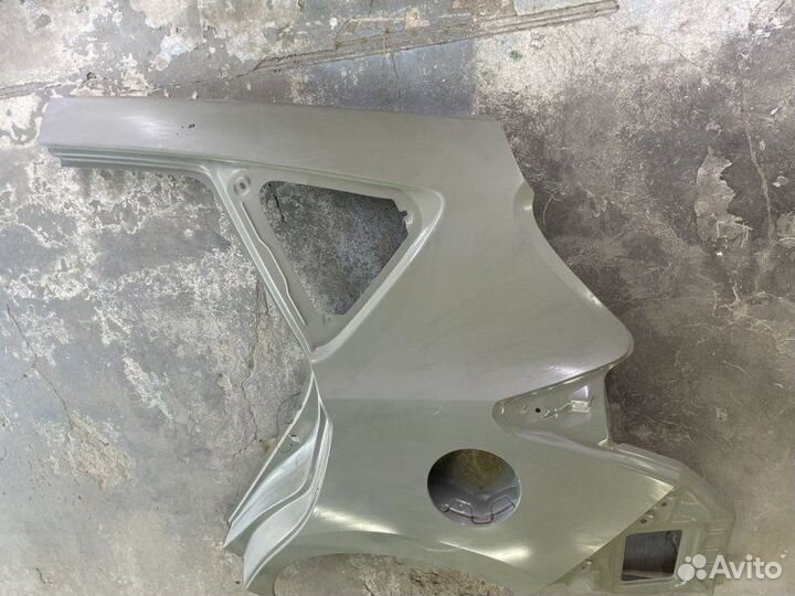 Крыло заднее левое Toyota Auris E18