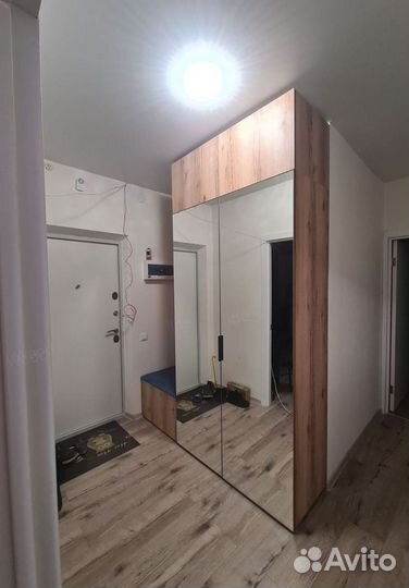 Гардеробные системы и вешалки