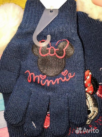 Шапка и перчатки Disney