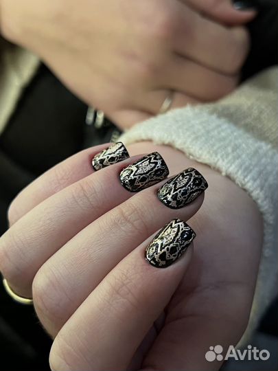 Мастер маникюра