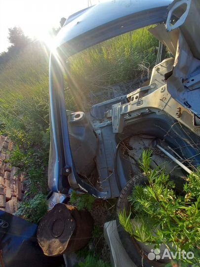 Задняя левая четверть LADA priora