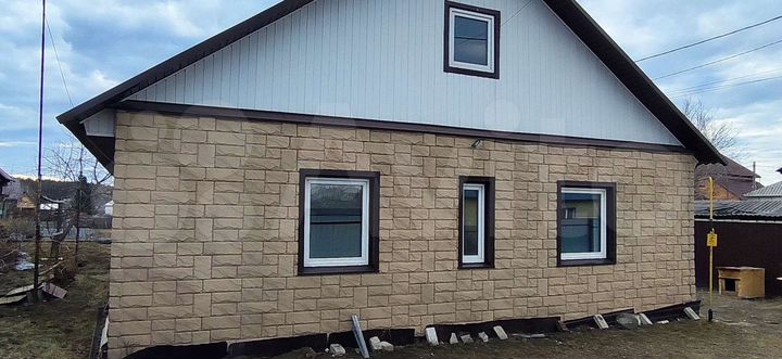 Дом 97 м² на участке 5 сот.