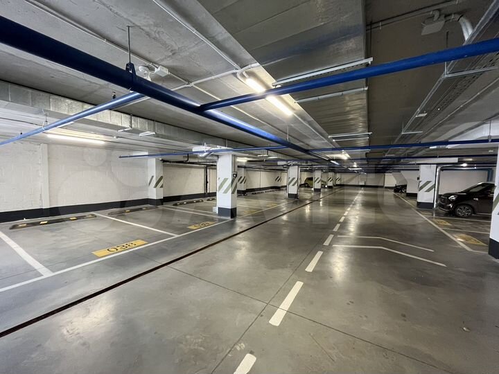 Машиноместо, 14 м²