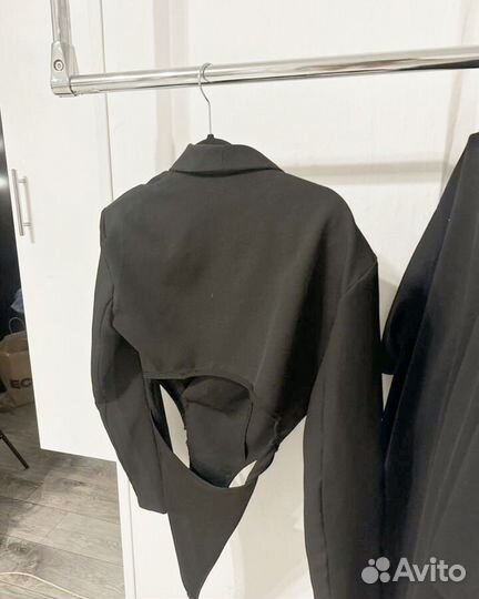 Пиджак женский черный