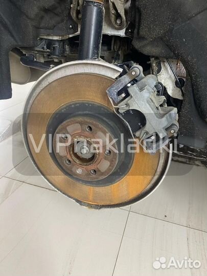 Алюминиевые накладки на суппорта для Volvo