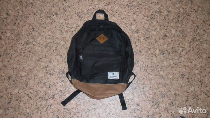 Рюкзаки и ранцы