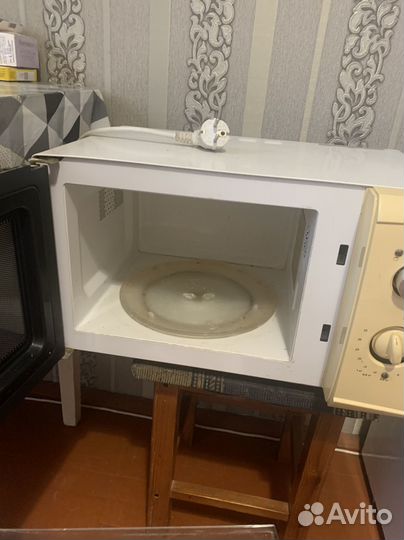 Микроволновка Elenberg MS-2005 M