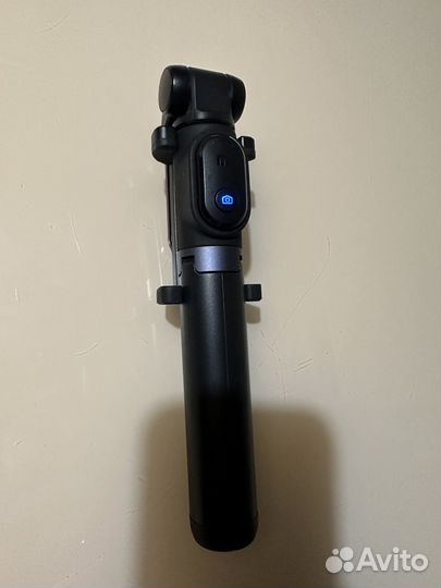 Монопод Xiaomi Mi Selfie Stick