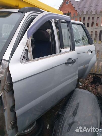 Дверь передняя левая zx landmark