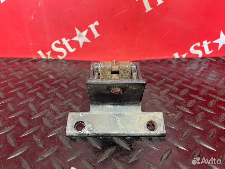 Петля капота Daf XF105