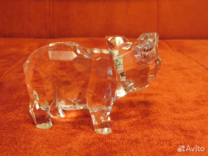 Фигурка из акрила. Свинья (хрюшка, поросенок)