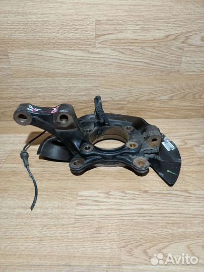 Кулак поворотный правый Kia Sportage 4