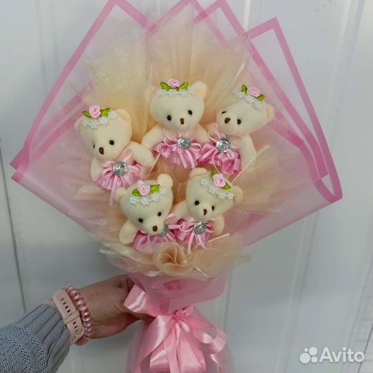 Букет из игрушек