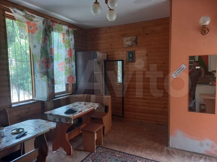 Комната 10 м², 1/2 эт.