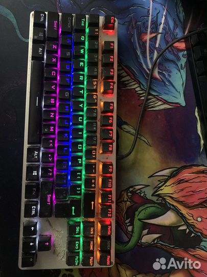 Игровая механическая клавиатура