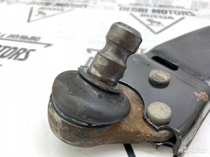 Рычаг передний левый нижний Volvo XC70 2008-2016