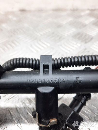 Топливная рампа Renault Scenic 2 1.6 K4M812 2006