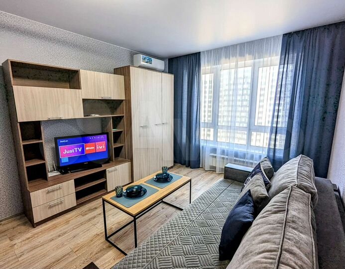 1-к. квартира, 42 м², 10/25 эт.