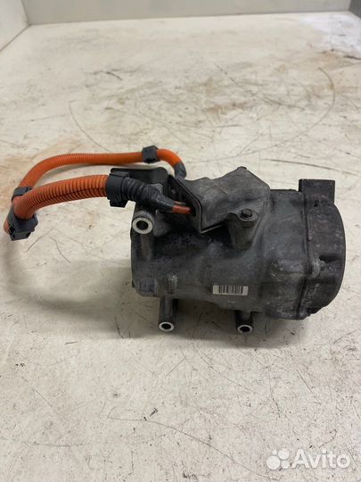 Компрессор кондиционера Toyota Prius NHW20 1NZ-FXE