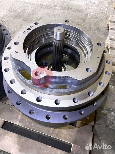 Редуктор хода Volvo EC250DNL