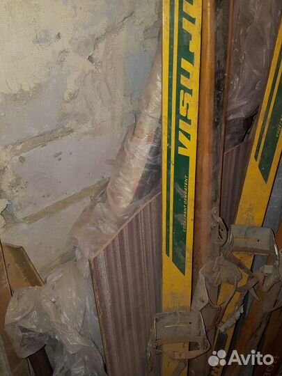 Лыжи разные