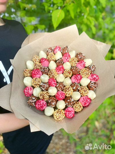 Клубникав шоколаде.Сладкий букет