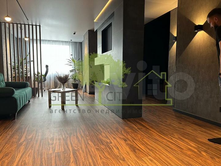 3-к. квартира, 130 м², 15/16 эт.