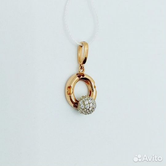 Золотая подвеска с камнем