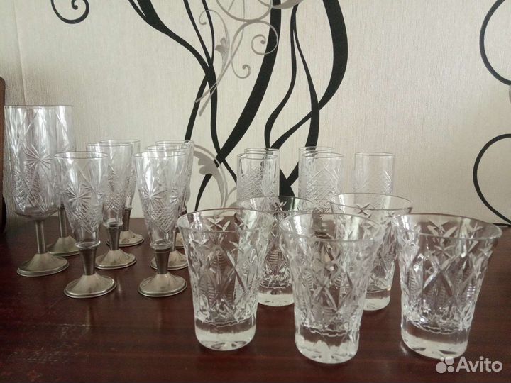 Хрустальные стопки и рюмки