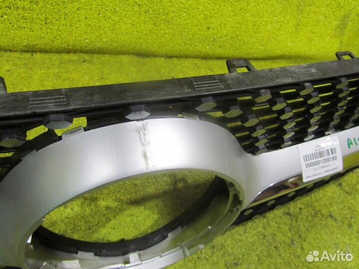 Решетка радиатора Mercedes-Benz E-Class