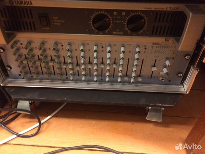 Микшерный пульт alesis multimix 12 R