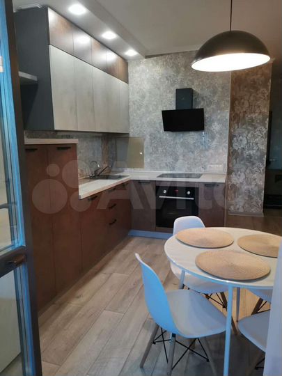 2-к. квартира, 44 м², 12/17 эт.