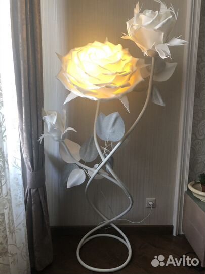 Кровать детская, диван, торшер