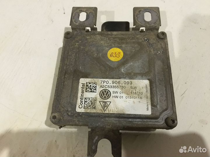 Блок управления топл насоса Таурег 2 7P0906093