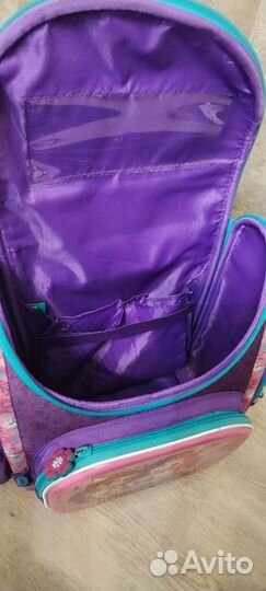 Школьный рюкзак с ортопедической спинкой