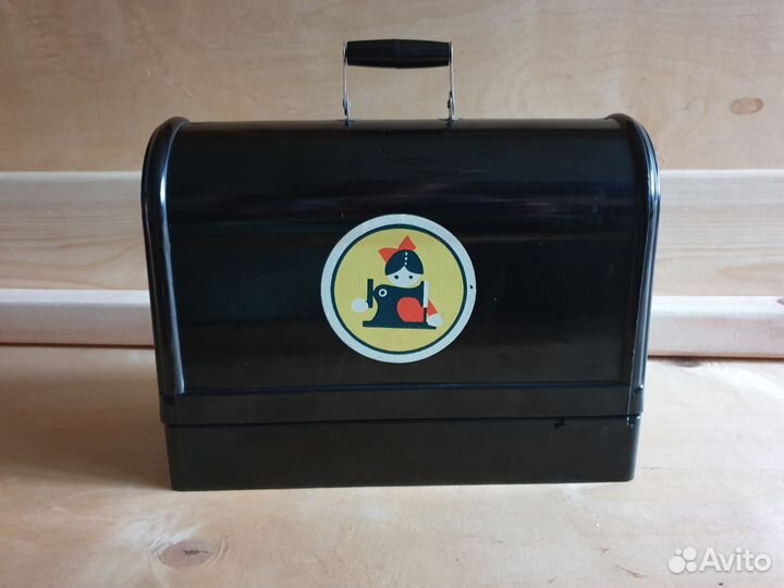 Детская швейная машинка СССР дшм-1