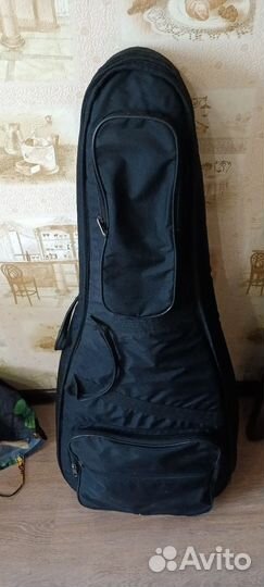Классическая гитара шестиструнная бу с чехлом