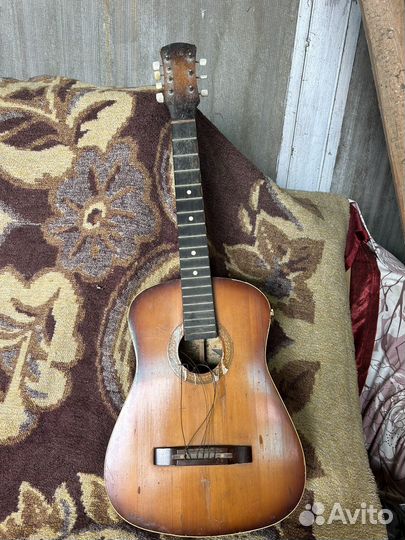 Классическая гитара