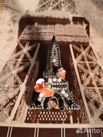 Броши вышитые бисером