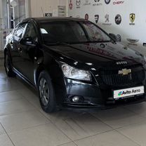 Chevrolet Cruze 1.6 MT, 2011, 184 328 км, с пробегом, цена 893 000 руб.