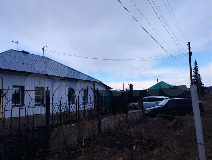 Дом 60 м² на участке 8,3 сот.