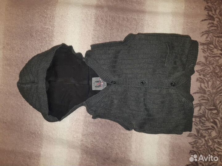 Безрукавка для мальчика на 1.5г