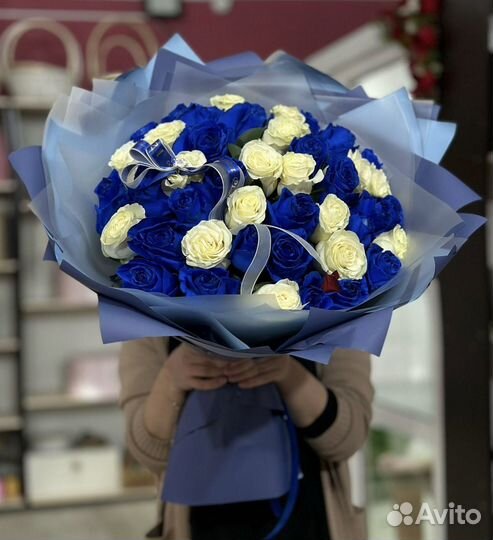 Букет цветов синие розы